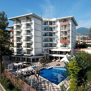 Grand Okan Hotel